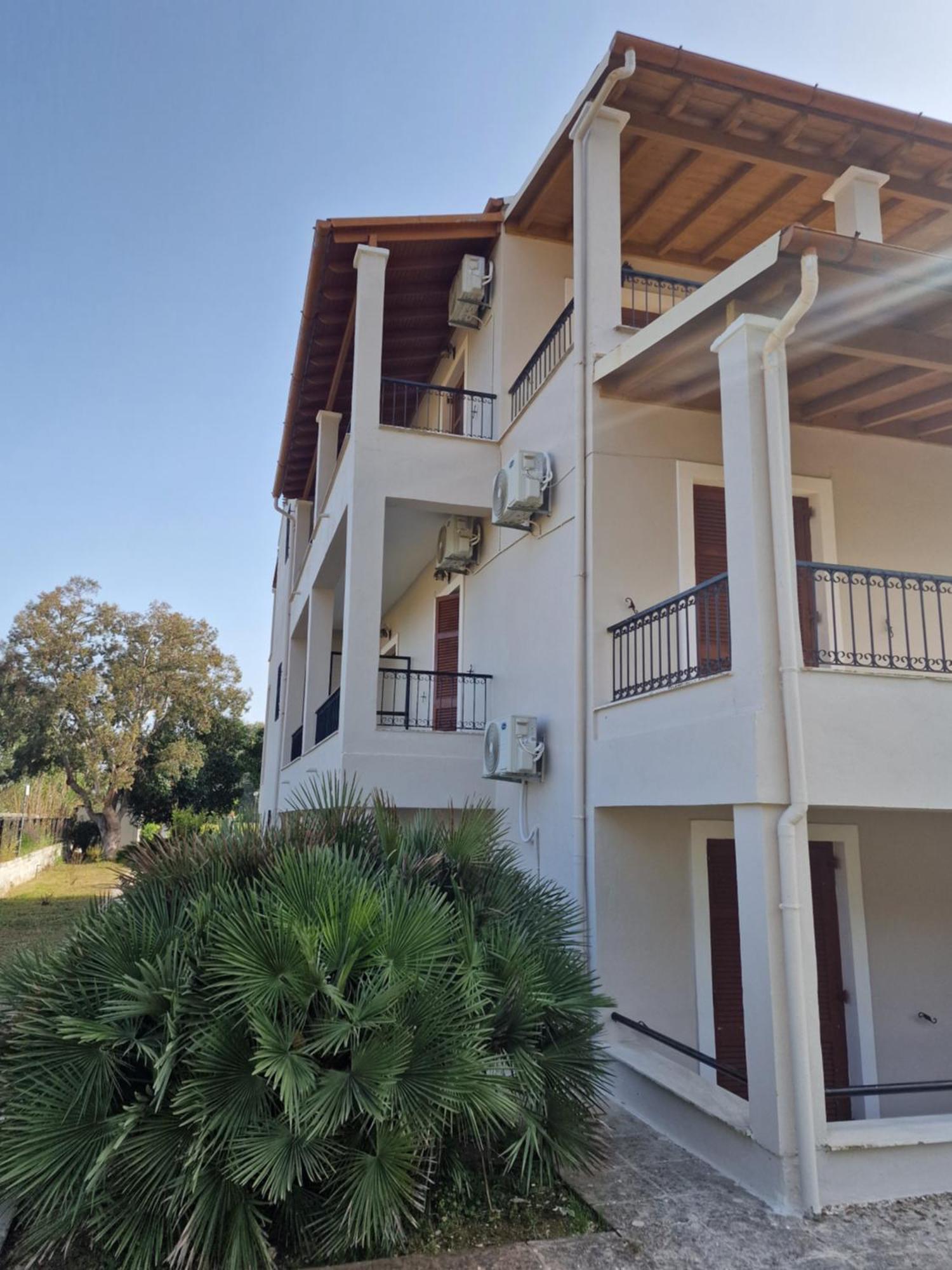 Casa Alema Apartment Ipsos